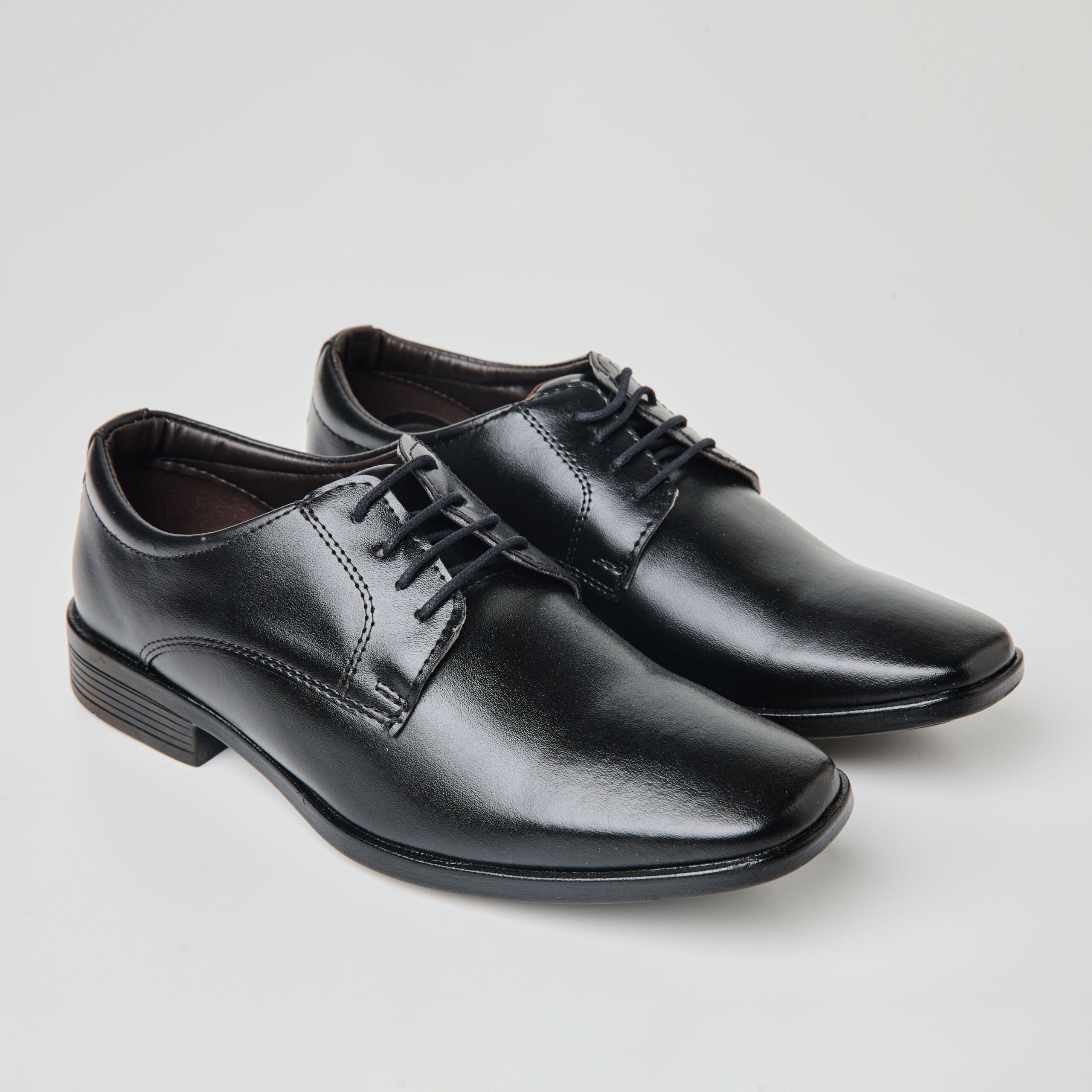 Calzado Ecocuero negro