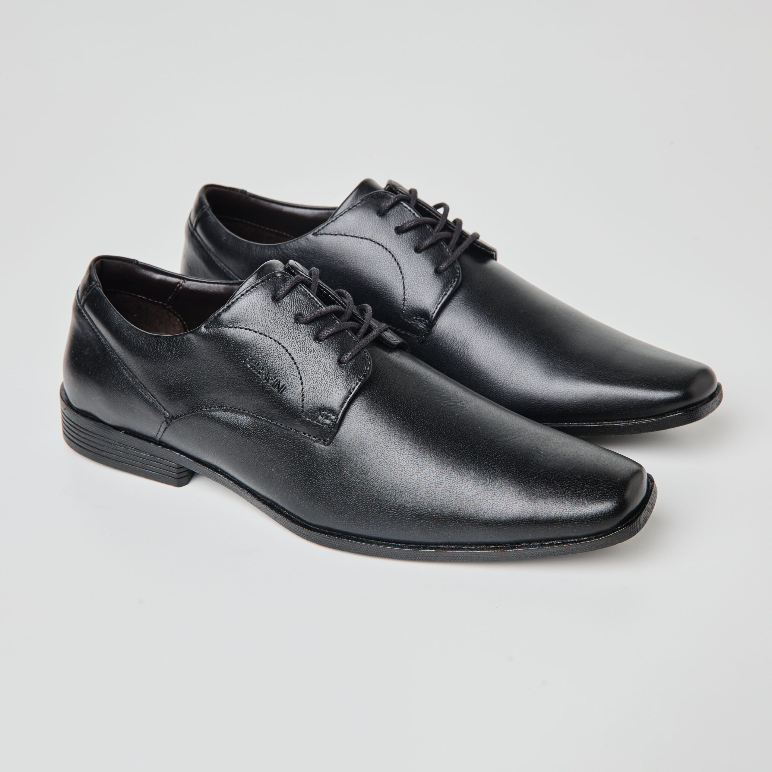 Calzado Liverpool Negro